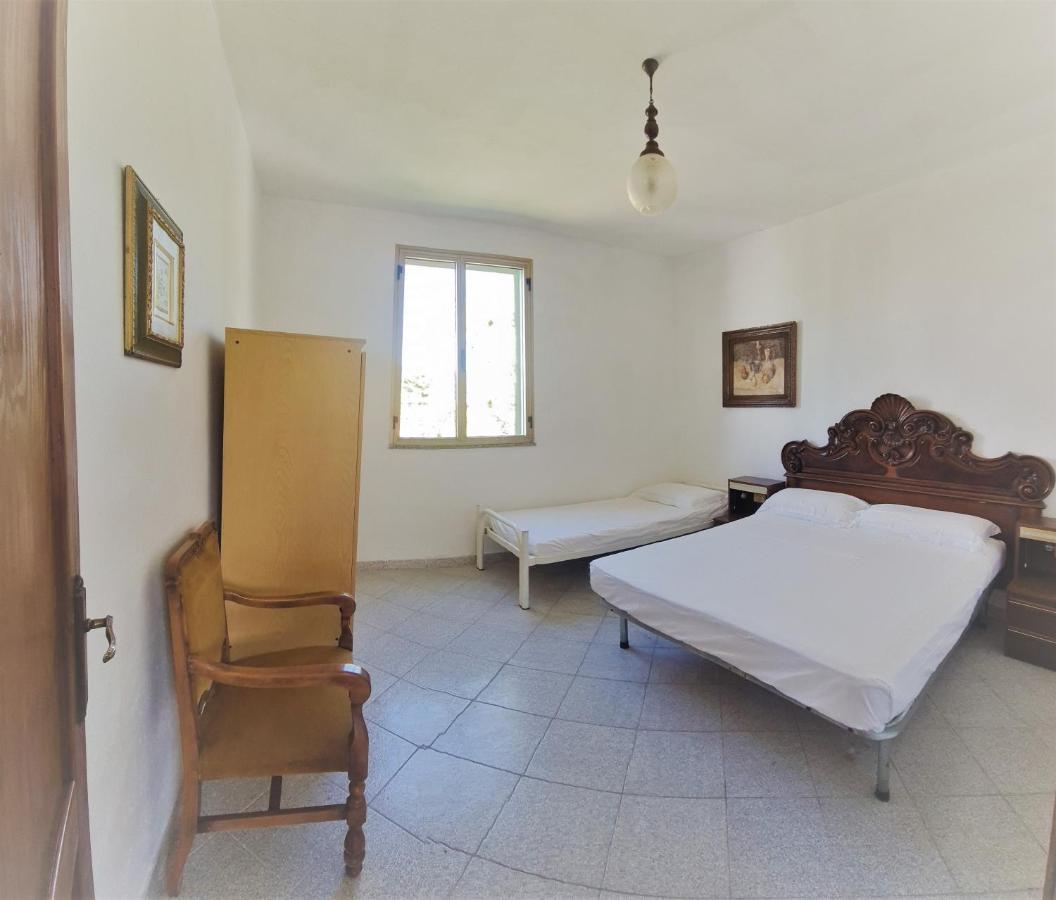 Cosy With Private Parking By The Sea